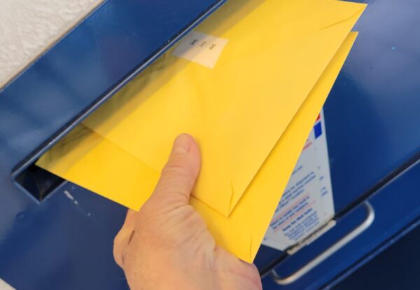 mail-and-package-delivery-us-postal-service-2022-11-08-06-07-00-utc